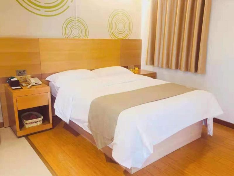Greentree Inn Jiangxi Fuzhou Gandong Bridge Express Hotel Екстериор снимка