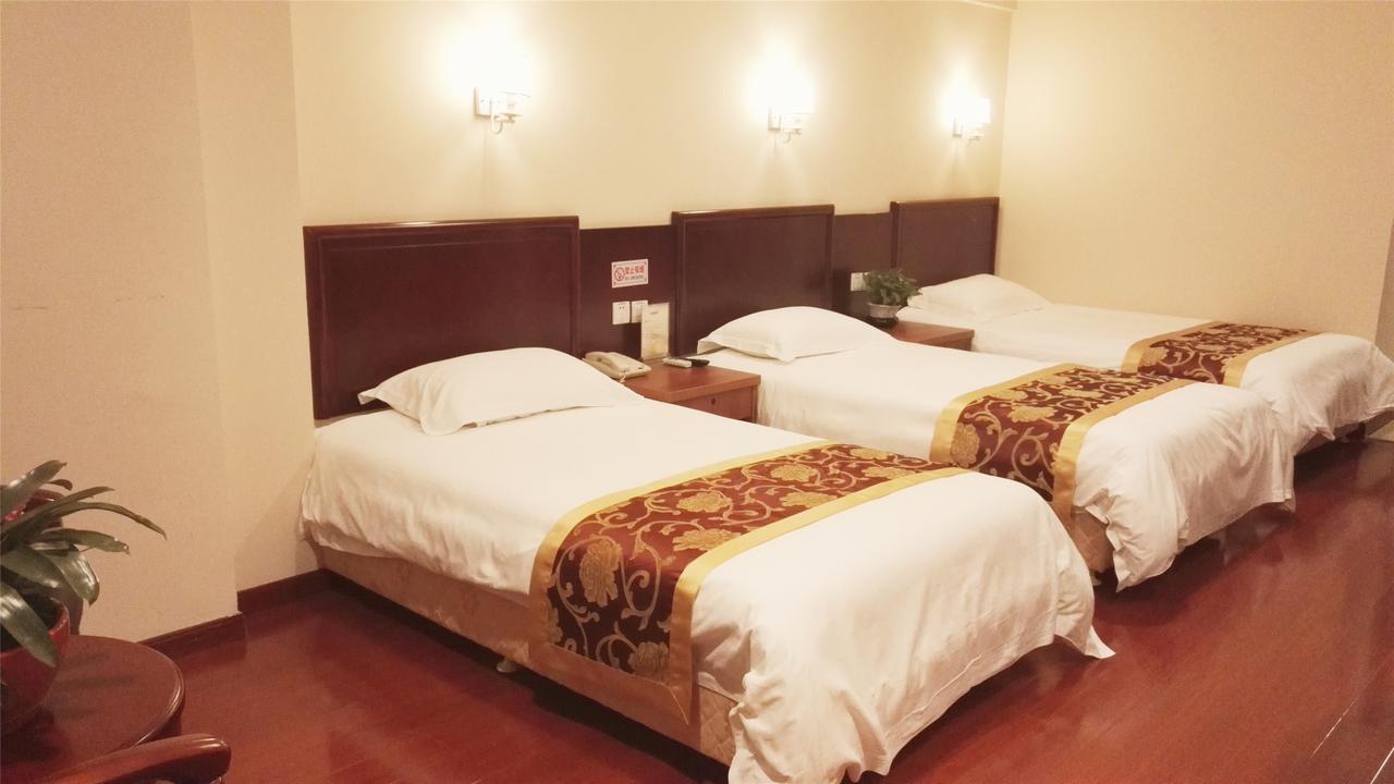 Greentree Inn Jiangxi Fuzhou Gandong Bridge Express Hotel Екстериор снимка