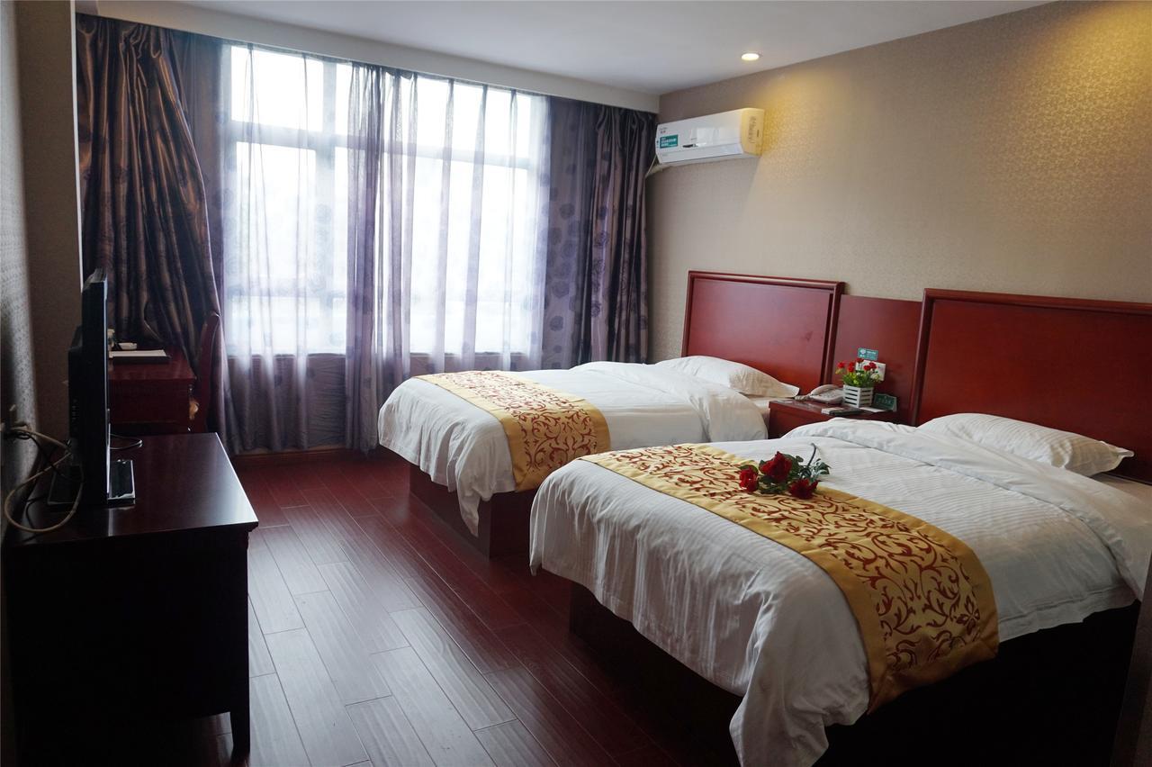 Greentree Inn Jiangxi Fuzhou Gandong Bridge Express Hotel Екстериор снимка