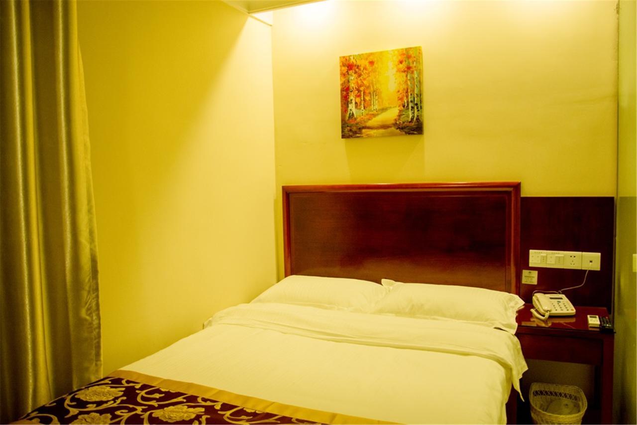 Greentree Inn Jiangxi Fuzhou Gandong Bridge Express Hotel Екстериор снимка