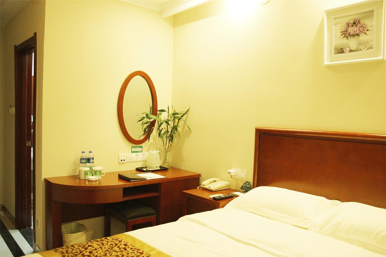 Greentree Inn Jiangxi Fuzhou Gandong Bridge Express Hotel Екстериор снимка